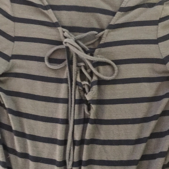 Top - Picture 3 of 3